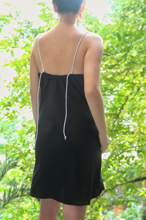 Línea Dress in Charcoal & Ivory